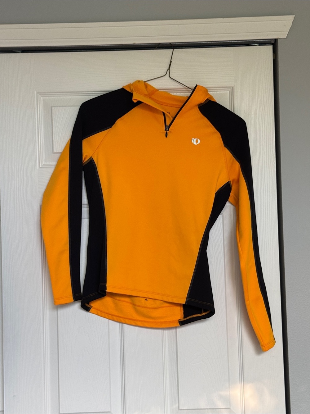 Pearl Izumi Men's Orange and Black Zip-Front Cycling Top
